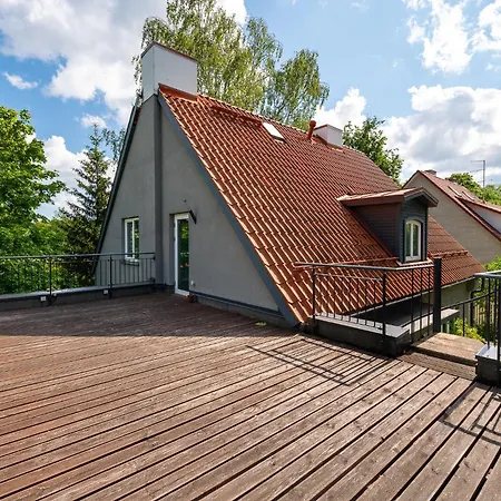 Kadriorg By Rikas Πανσιόν *