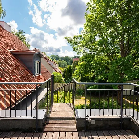 Kadriorg By Rikas טאלין