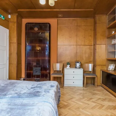 Kadriorg By Rikas בית הארחה *