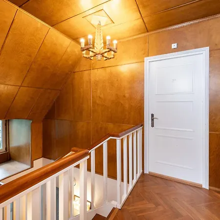 Affittacamere Kadriorg By Rikas Reval