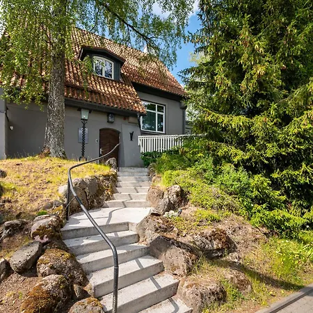 Affittacamere Kadriorg By Rikas Reval