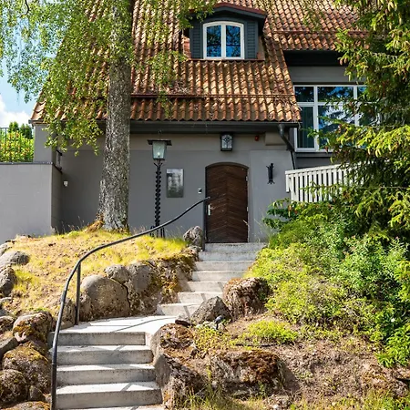 Kadriorg By Rikas Reval